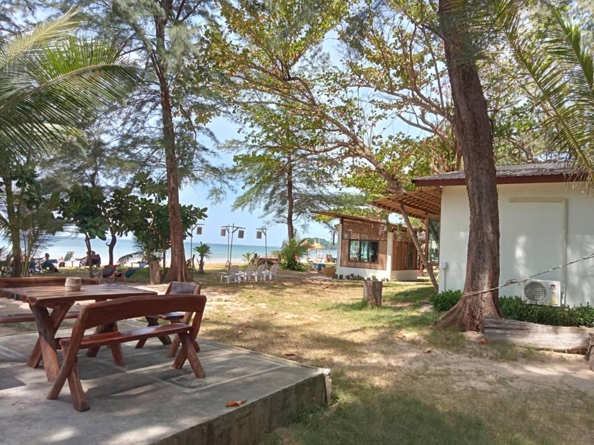 Lanta Island Station touristique